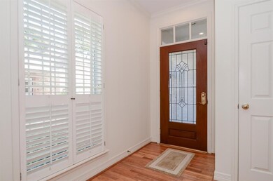 9672 Longmont Dr, Houston, TX 77063 - photo 5