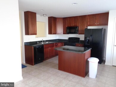 18 Lieutenant Ct, Bunker Hill, WV 25413 - photo 3