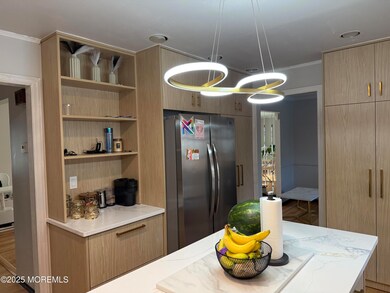 241 Cliftwood Rd, Oakhurst, NJ 07755 - photo 5