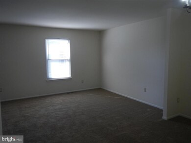 2401 Vineyard Ln, Crofton, MD 21114 - photo 6