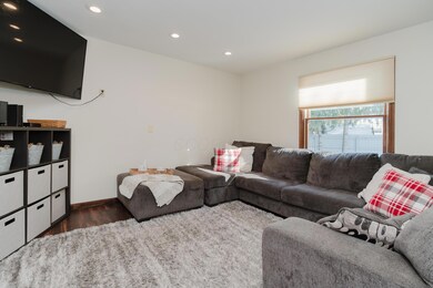 523 Nicholas Court-27