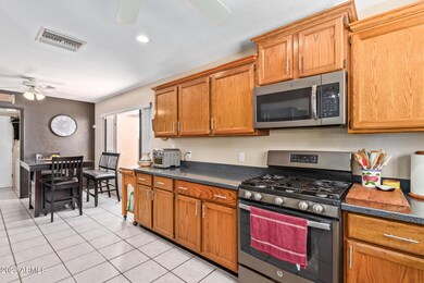 1660 E Whitten St, Chandler, AZ 85225 - photo 5