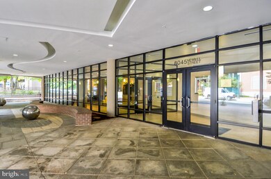 8045 Newell St unit 123, Silver Spring, MD 20910 - photo 2
