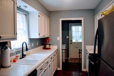 Kitchen 1