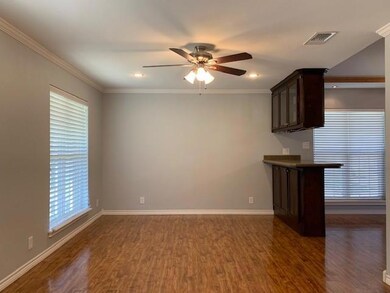 604 Royal Ridge Dr, Denison, TX 75020 - photo 3