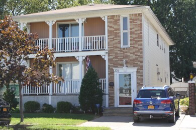 376 Caswell Ave, Staten Island, NY 10314 - photo 2