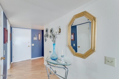 17477 N Del Webb Blvd, Sun City, AZ 85373 - photo 5