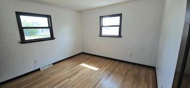 1708 Shoop St, Racine, WI 53404 - photo 4