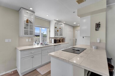 4801 E Euclid Ave unit 3, Phoenix, AZ 85044 - photo 5