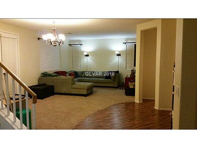 Property Photo. VERY LARGE LIVING ROOM FORMAL DINI