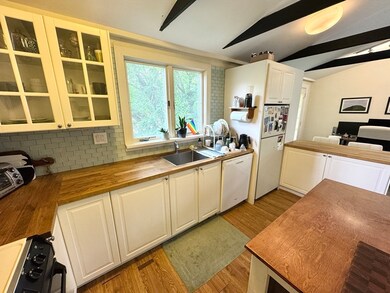 120 Upland Rd unit 2, Cambridge, MA 02140 - photo 5
