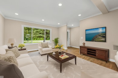 39839 Utica Rd, Sterling Heights, MI 48313 - photo 6