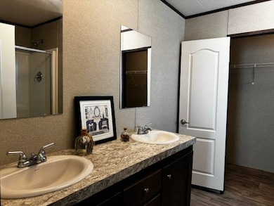 2300 Ward Bend Rd unit 117, Sealy, TX 77474 - photo 7