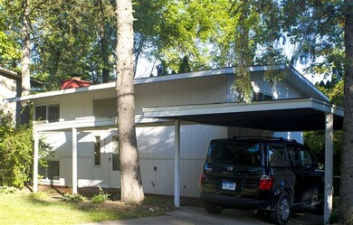 1706 Traver Rd, Ann Arbor, MI 48105 - photo 2