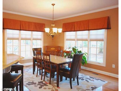 Breakfast Nook - Open to kitchen and family room!