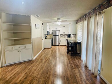 5 Kitchen & Dining Room