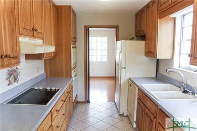 601 E 54th St, Savannah, GA 31405 - photo 7