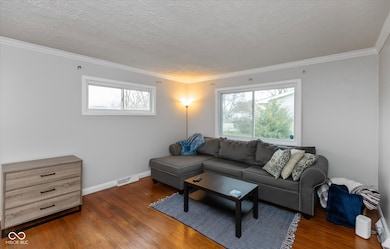 1985 Newcomer Ln, Beech Grove, IN 46107 - photo 3