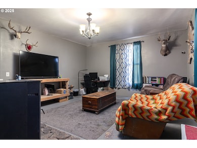 220 E Cannon St, Heppner, OR 97836 - photo 2