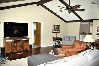 1504 Carol Ln, Wichita Falls, TX 76302 - photo 6