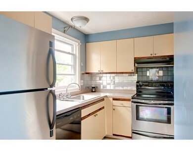 23 Gates Rd unit B, Worcester, MA 01603 - photo 6