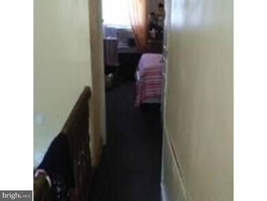 5677 Heiskell St, Philadelphia, PA 19144 - photo 4