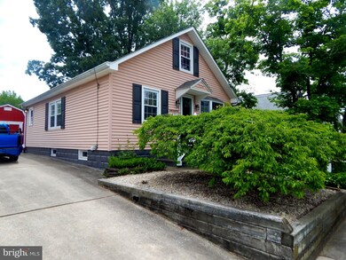 724 Iszard Rd, Woodbury, NJ 08096 - photo 3