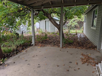 917 Nickel St, Kamiah, ID 83536 - photo 3