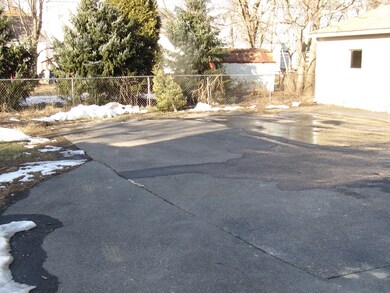 9 Greendale Ave, Worcester, MA 01606 - photo 6