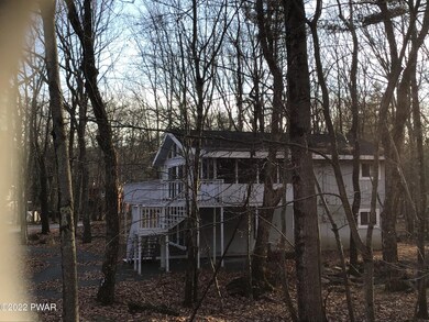 802 Boulder Ct N, Hawley, PA 18428 - photo 2