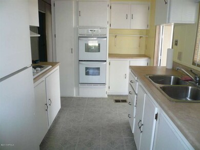 318 S 74th Place, Mesa, AZ 85208 - photo 3