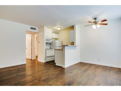 5124 Live Oak St unit 106, Dallas, TX 75206 - photo 3