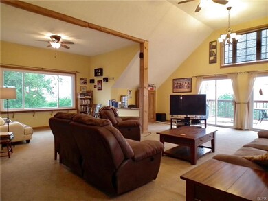 7727 Furnace Rd, Slatington, PA 18080 - photo 5