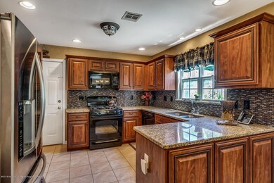 35 Cannon Rd Old Bridge NJ-large-022-47-