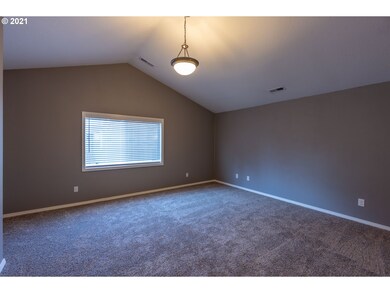 5911 NE 56th St, Vancouver, WA 98661 - photo 4