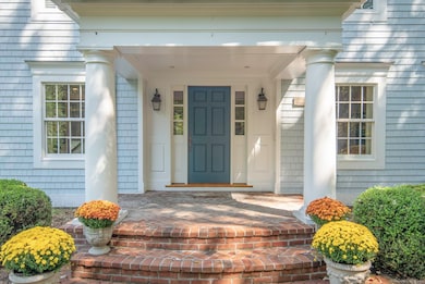 11 Old Oak Rd, Darien, CT 06820 - photo 2