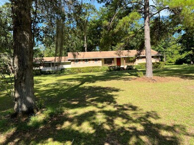 49 Lonesome Rd, Crawfordville, FL 32327 - photo 3