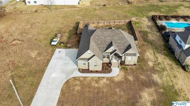 41 Payton Ln, Grant, AL 35747 - photo 2