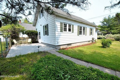 6083 Johnston Rd, Slingerlands, NY 12159 - photo 5