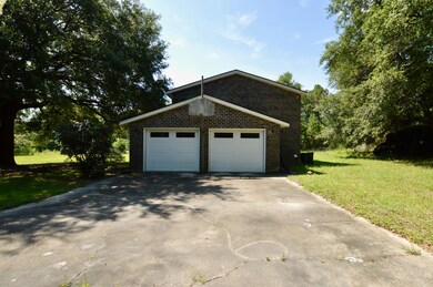 4 - Garage
