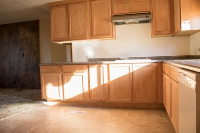 05 Kitchen