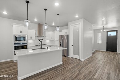 13735 Harbottle St, El Paso, TX 79928 - photo 6
