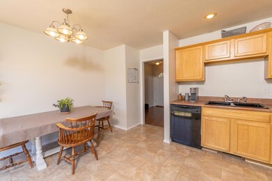 334 Sugar Tree-15