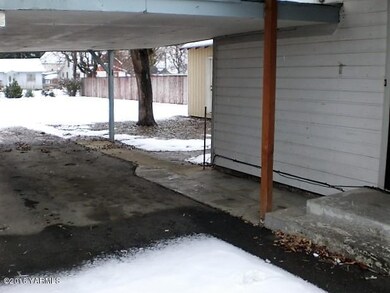 561-857023 Back of house