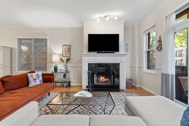 unlisted-address, Chicago, IL 60610 - photo 4