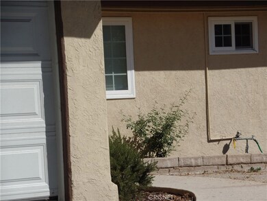 12976 Macneil St, Sylmar, CA 91342 - photo 2