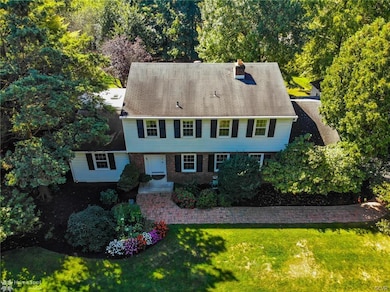 402 Mountain Blvd, Emmaus, PA 18049 - photo 4