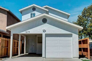 1619 E 117th Place, Los Angeles, CA 90059 - photo 6