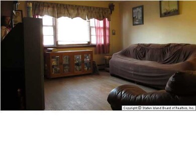 46 Chesterton Ave, Staten Island, NY 10306 - photo 3