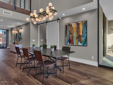 013_FORMAL DINING AREA